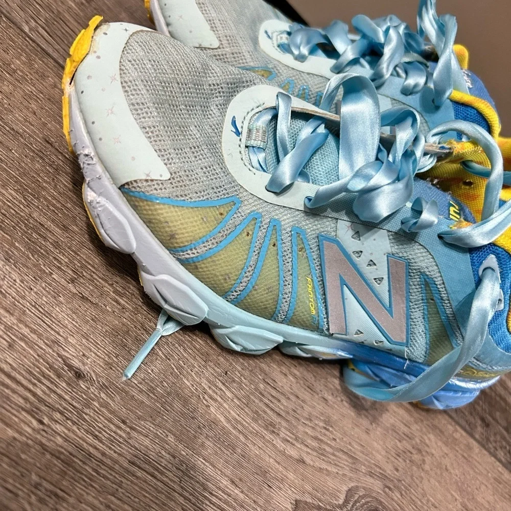 New Balance Run Disney runDisney Princess Cinderella  2014 satin Ribbon laces